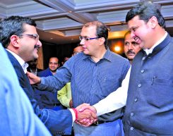 Mr. Rajiv Podar with HE Mr. Devendra
Fadnavis, Chief Minister of Maharashtra